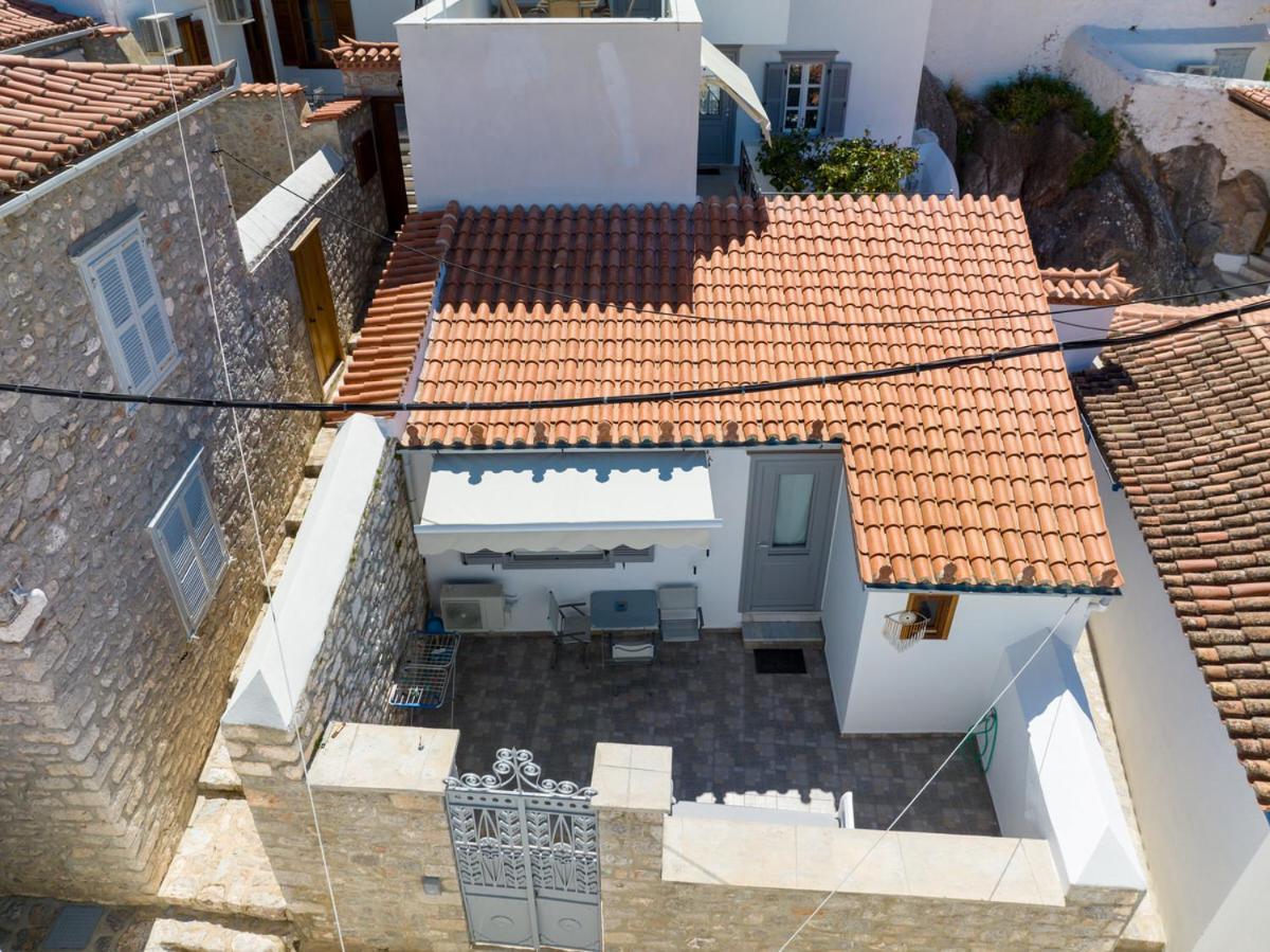 Little Yard - Hydra Dream Houses Exterior photo